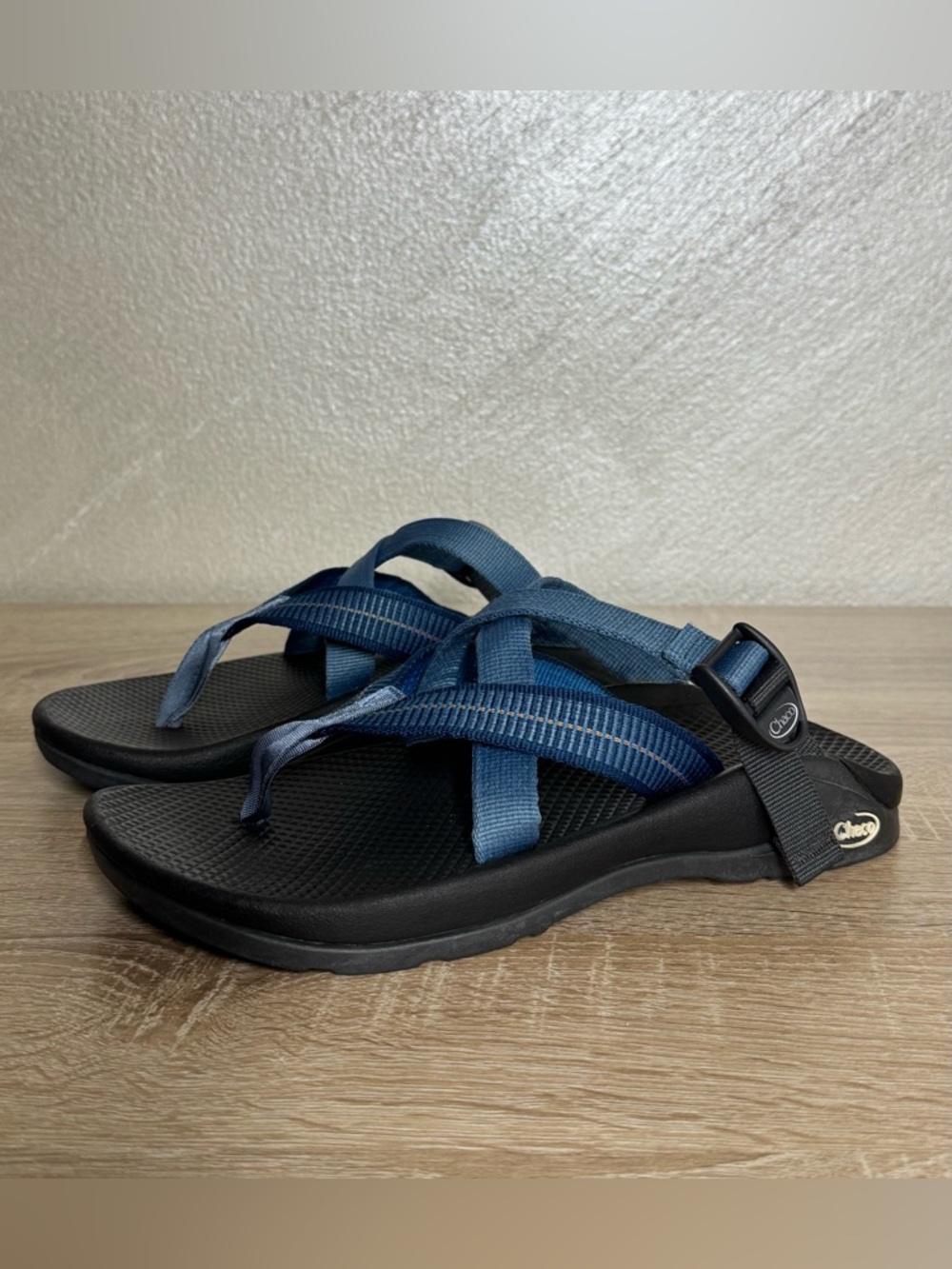Chaco Hipthong Sandal - Men's Size 8 Women’s 9 Blue